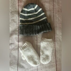 Kohls Gray and White Striped Beanie with Old Navy White Mittens Toddler